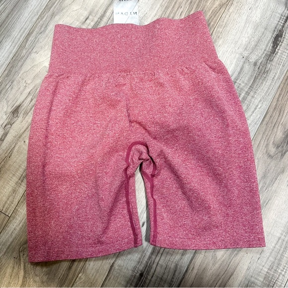 NWT NVGTN Pro Seamless Athletic Spandex Shorts - Picture 5 of 7